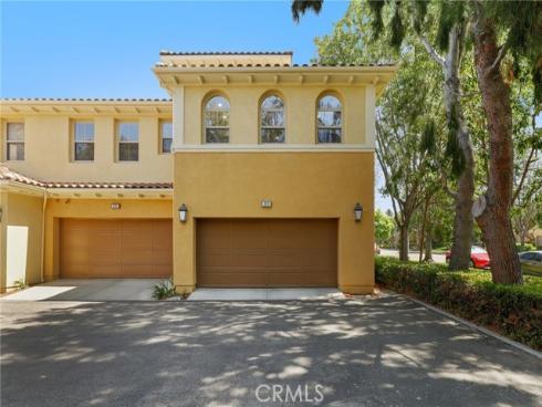 211 Groveland , Irvine, CA