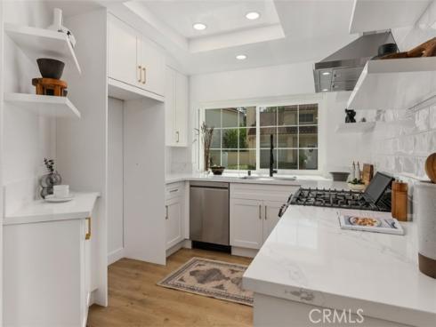 8 Galanto , Irvine, CA