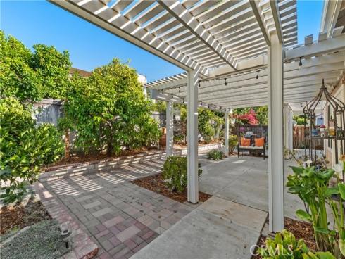 18 Blazing Star , Irvine, CA