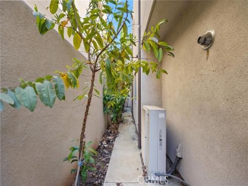 181 Carmine , Irvine, CA