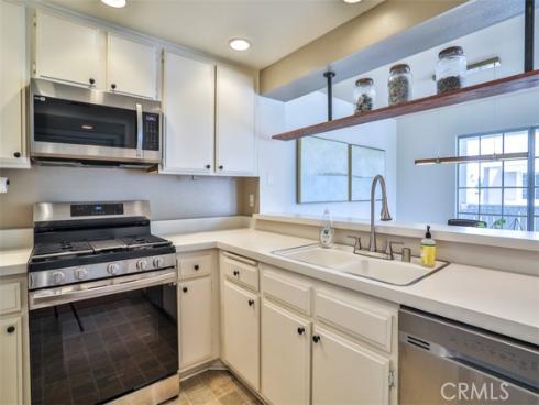 111 Greenfield 116 , Irvine, CA