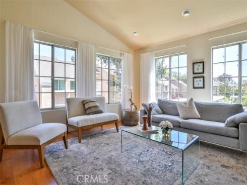 111 Greenfield 116 , Irvine, CA