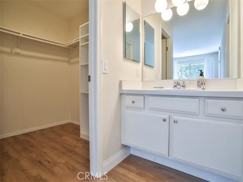 111 Greenfield 116 , Irvine, CA