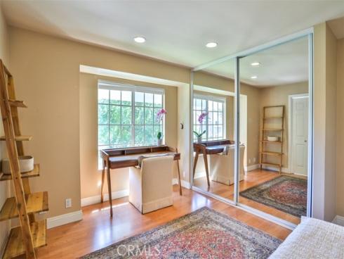 111 Greenfield 116 , Irvine, CA