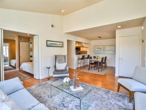 111 Greenfield 116 , Irvine, CA