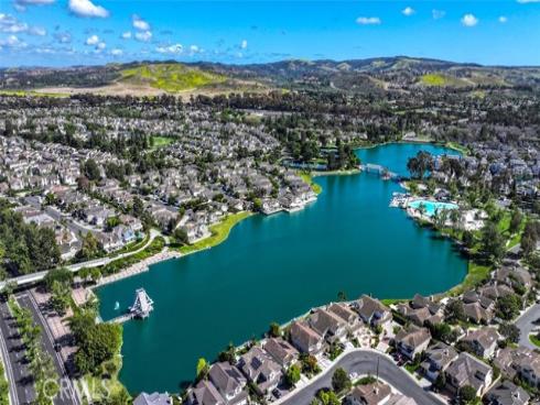 111 Greenfield 116 , Irvine, CA