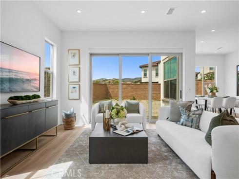 270 Maricopa , Irvine, CA