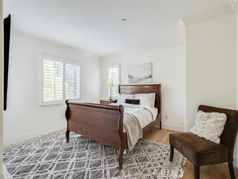 86 Canyoncrest , Irvine, CA