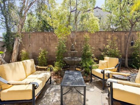 86 Canyoncrest , Irvine, CA