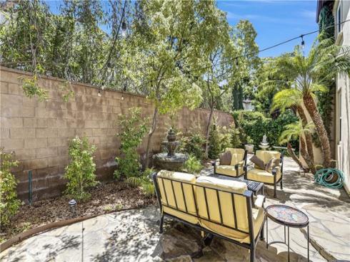 86 Canyoncrest , Irvine, CA