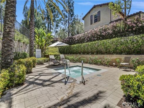 86 Canyoncrest , Irvine, CA