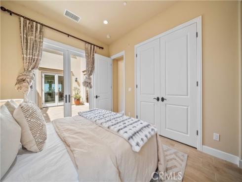 89 Parson Brown , Irvine, CA