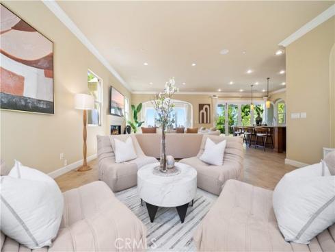 89 Parson Brown , Irvine, CA