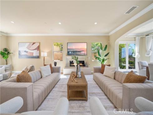 89 Parson Brown , Irvine, CA