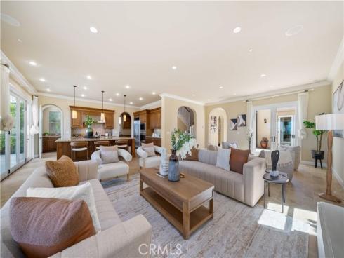 89 Parson Brown , Irvine, CA