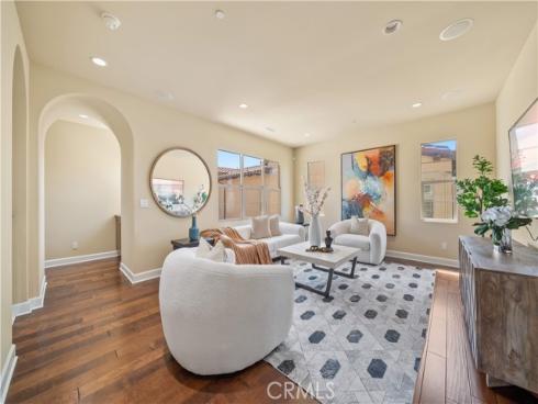 89 Parson Brown , Irvine, CA