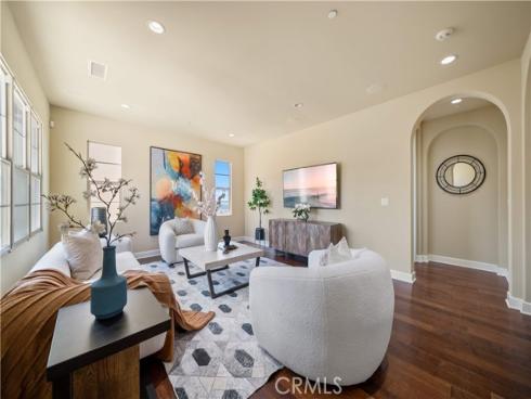 89 Parson Brown , Irvine, CA