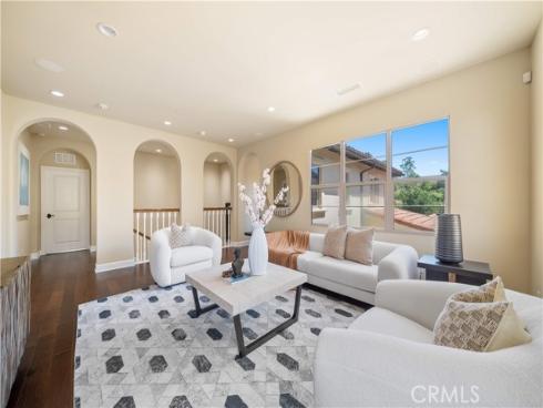 89 Parson Brown , Irvine, CA