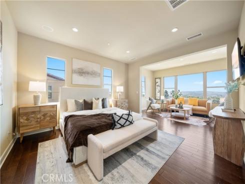 89 Parson Brown , Irvine, CA