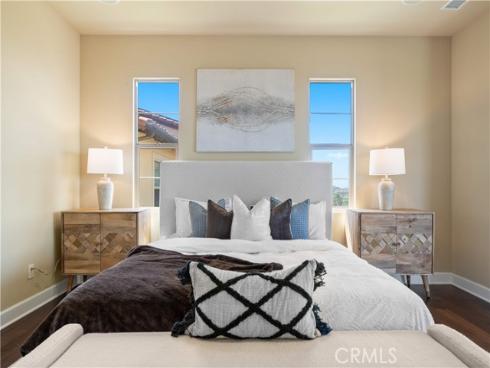 89 Parson Brown , Irvine, CA