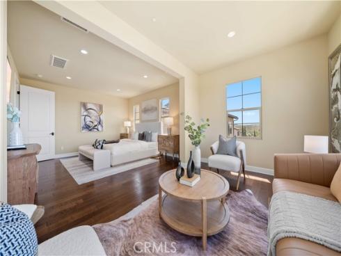 89 Parson Brown , Irvine, CA