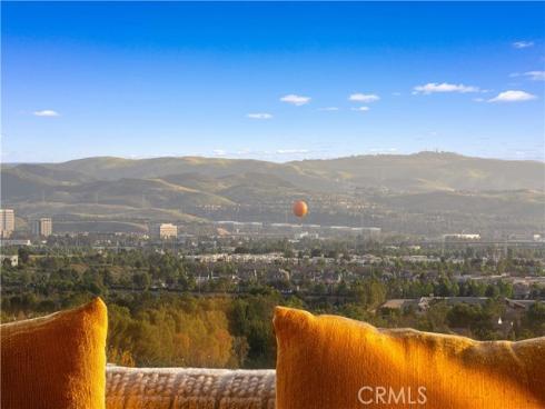 89 Parson Brown , Irvine, CA