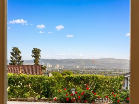 89 Parson Brown , Irvine, CA