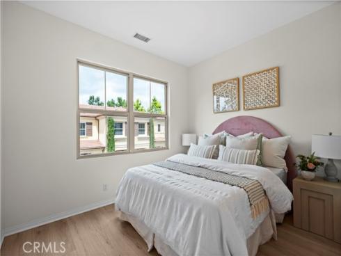 161 Overbrook , Irvine, CA