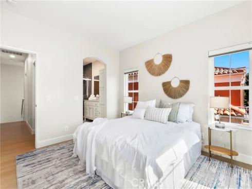 21 Medici Aisle , Irvine, CA