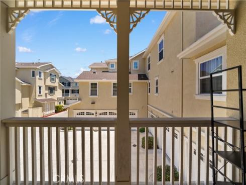 414 Silk Tree , Irvine, CA