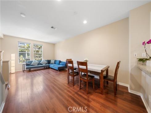 414 Silk Tree , Irvine, CA