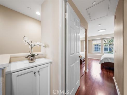 414 Silk Tree , Irvine, CA