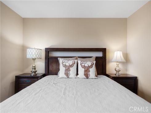 414 Silk Tree , Irvine, CA