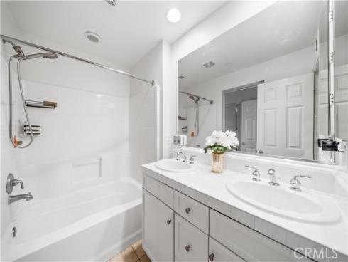 414 Silk Tree , Irvine, CA