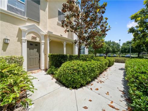 414 Silk Tree , Irvine, CA