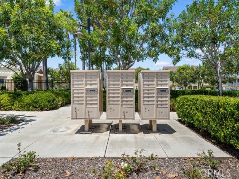 414 Silk Tree , Irvine, CA