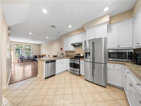 414 Silk Tree , Irvine, CA