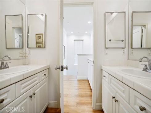 111 Chantilly , Irvine, CA