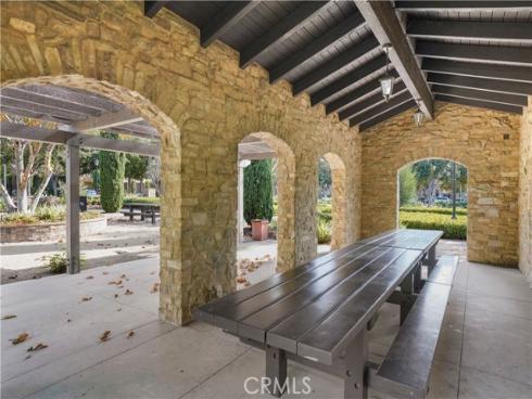 111 Chantilly , Irvine, CA