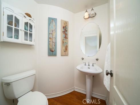 26 Upland , Irvine, CA