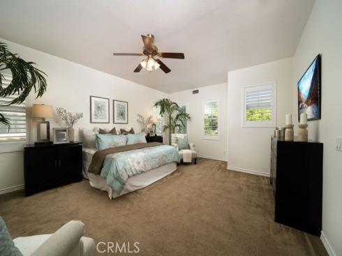 26 Upland , Irvine, CA