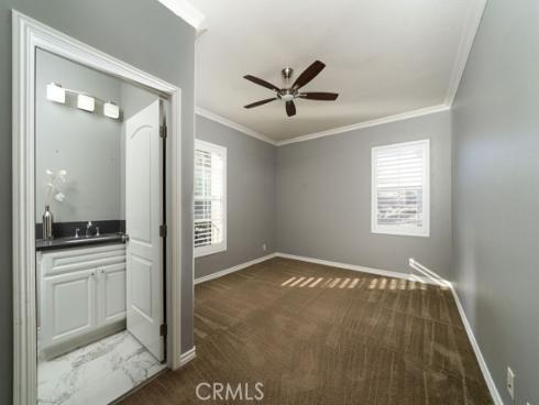 26 Upland , Irvine, CA