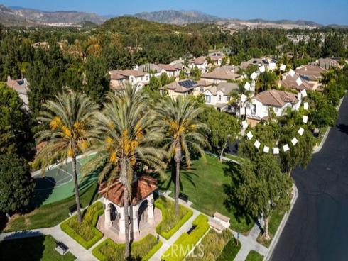 26  Upland  , Irvine, CA