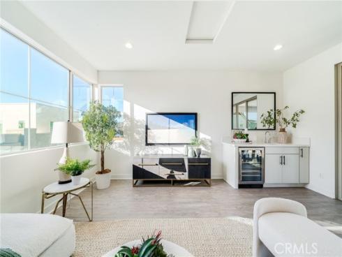 196 Episode , Irvine, CA