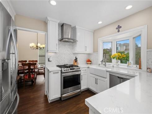 9 Northgrove 11 , Irvine, CA