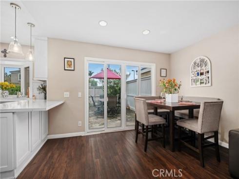 9 Northgrove 11 , Irvine, CA