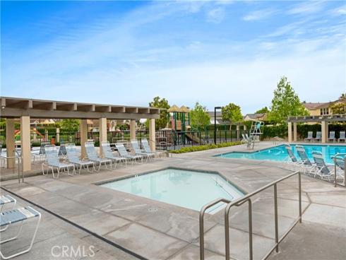 9 Northgrove 11 , Irvine, CA