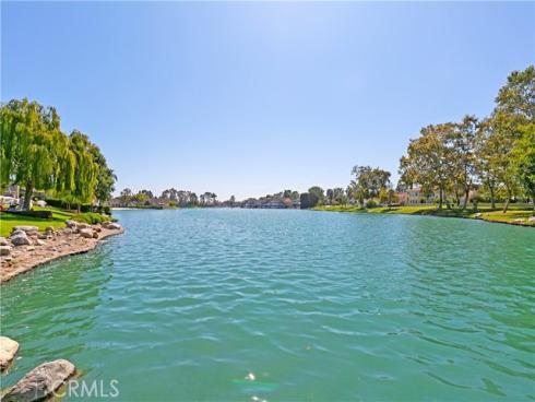 9 Northgrove 11 , Irvine, CA