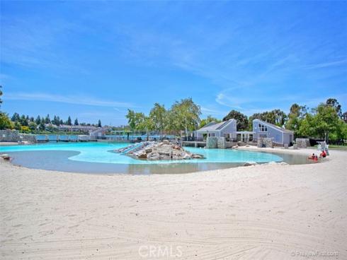 9 Northgrove 11 , Irvine, CA