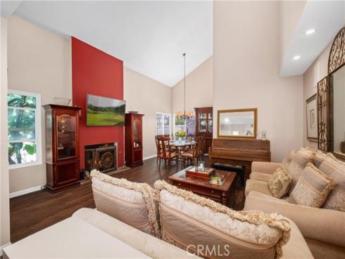 9 Northgrove 11 , Irvine, CA